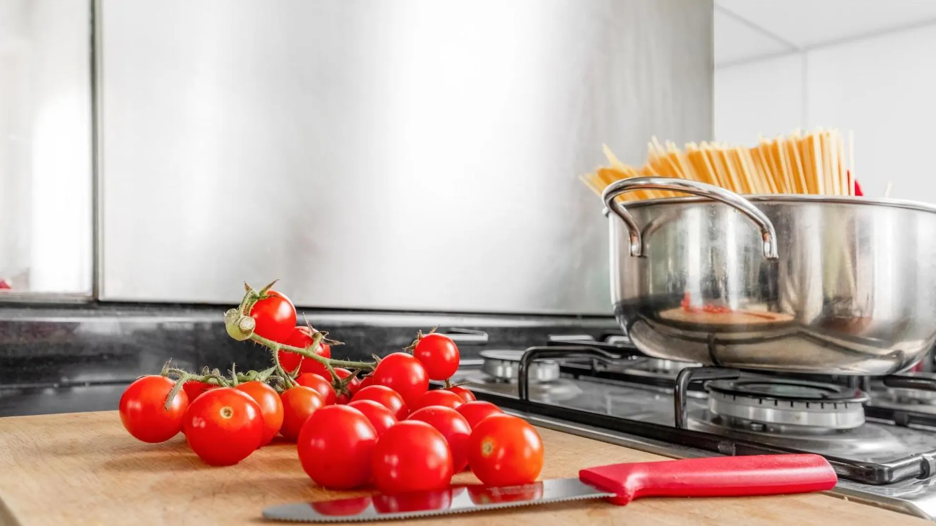 Ellebnb Busto City - Mxp - Rho Fiera Con Wifi E Netflix Busto Arsizio Italy